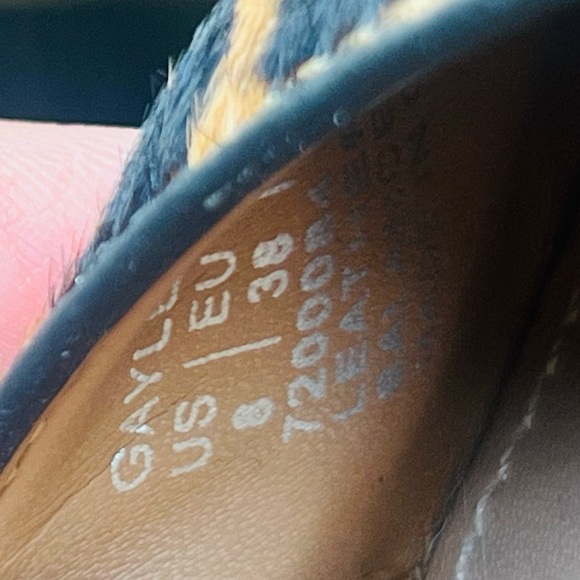 Calvin Klein Gayle Calf Hair Leopard Print Pointed Toe Heel size 8 - Picture 8 of 9